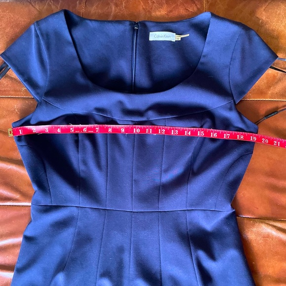 Calvin Klein • Midi Navy Blue Short Sleeve Formal Dress - Picture 9 of 9